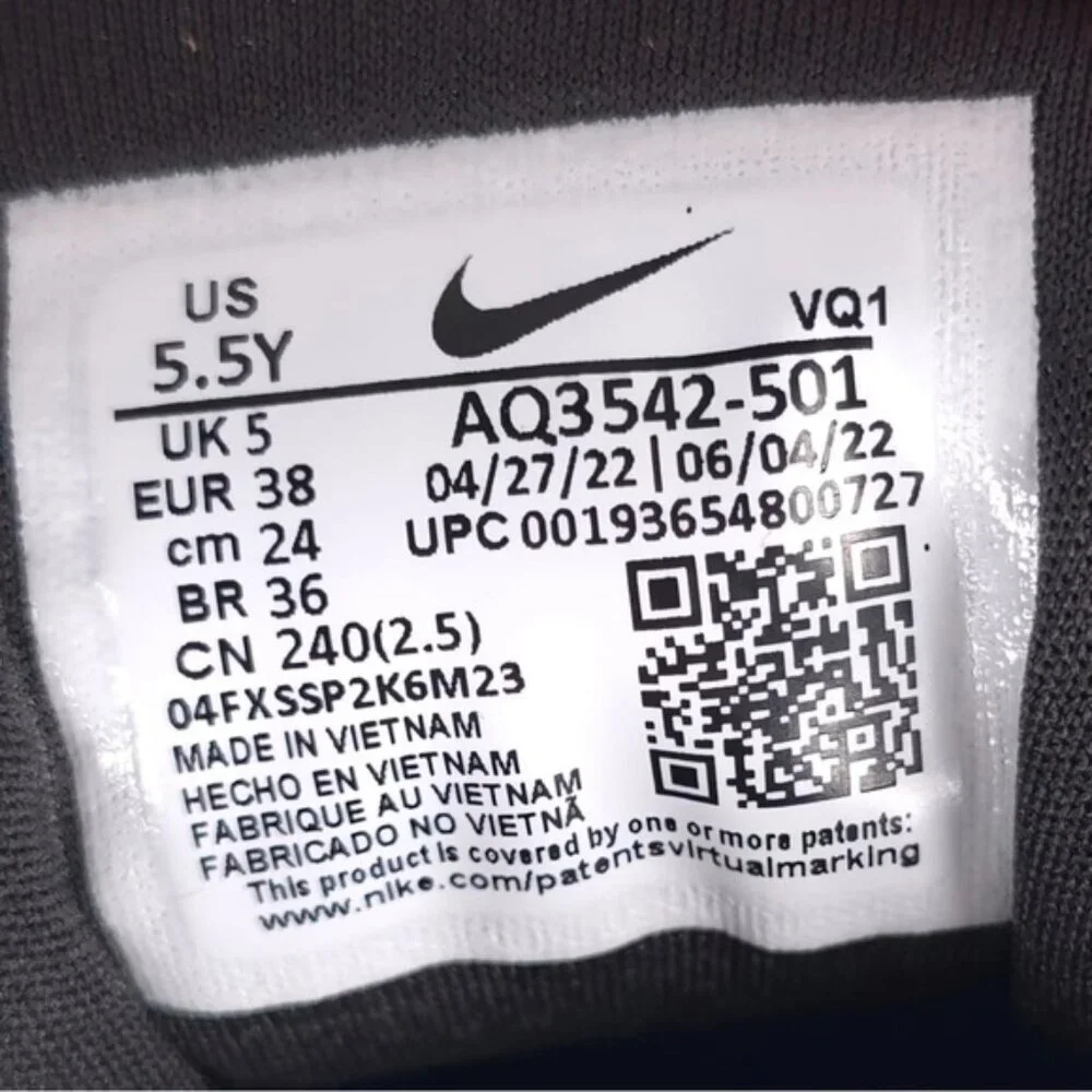 NWB Nike‎ Star Runner 2 GS Iced Lilac Off Noir Soar White AQ3542-501 Size 5.5Y